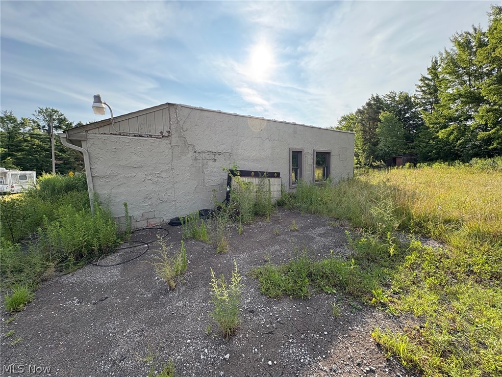 729 W 130th Street Hinckley OH 44233