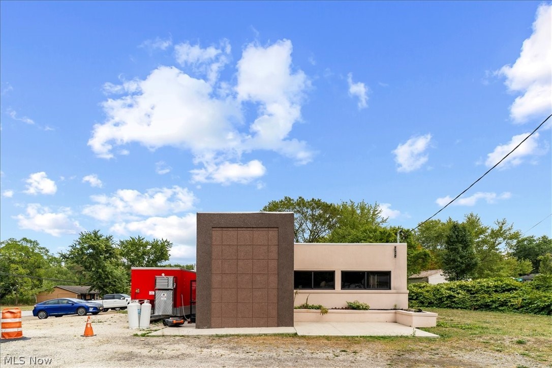 1445 Massillon Road Akron OH 44306