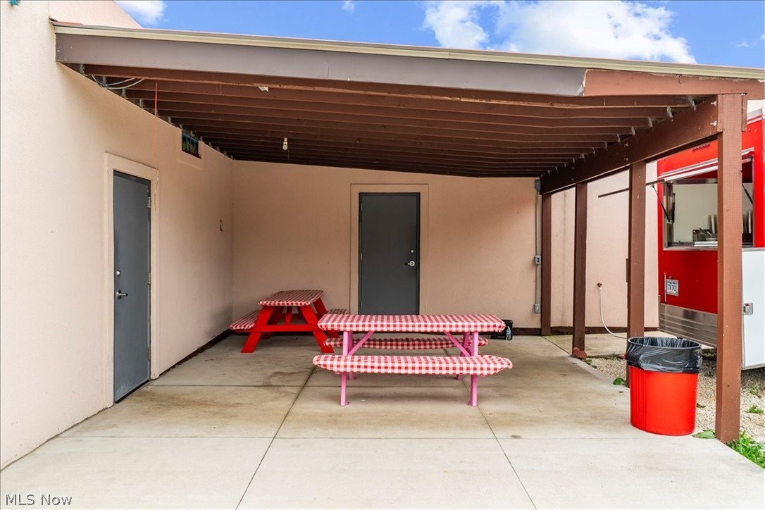 1445 Massillon Road Akron OH 44306