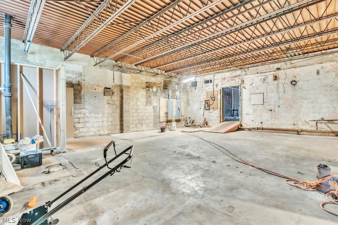 1445 Massillon Road Akron OH 44306