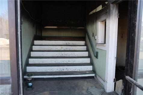 182 West Front Street Killbuck OH 44637