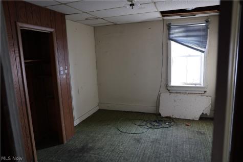 182 West Front Street Killbuck OH 44637