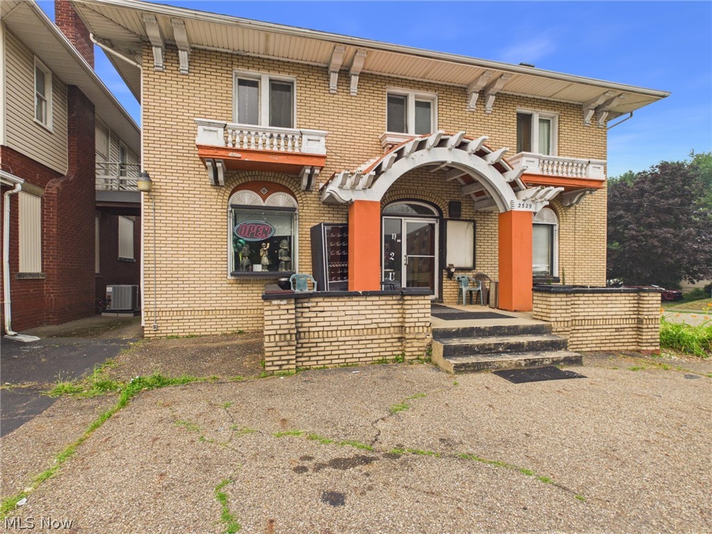 2529 Cleveland Avenue NW Canton OH 44709