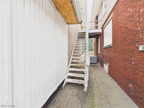 2529 Cleveland Avenue NW Canton OH 44709