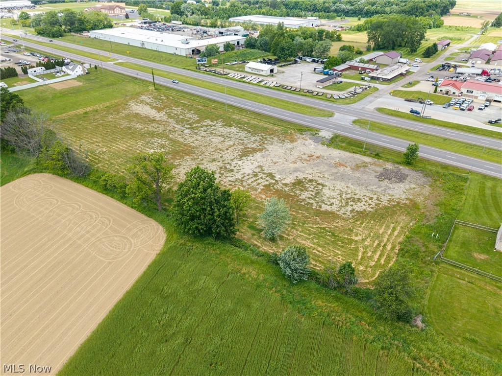 E Lincoln Way Dalton OH 44618