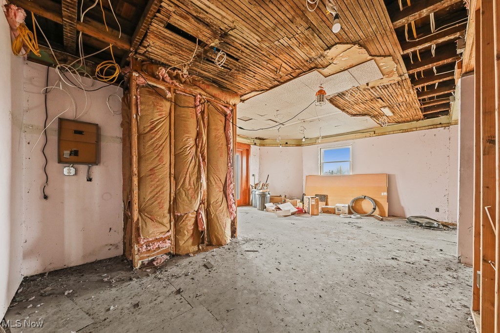 91 Union Avenue SE Minerva OH 44657