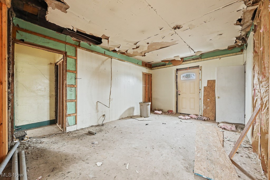 91 Union Avenue SE Minerva OH 44657