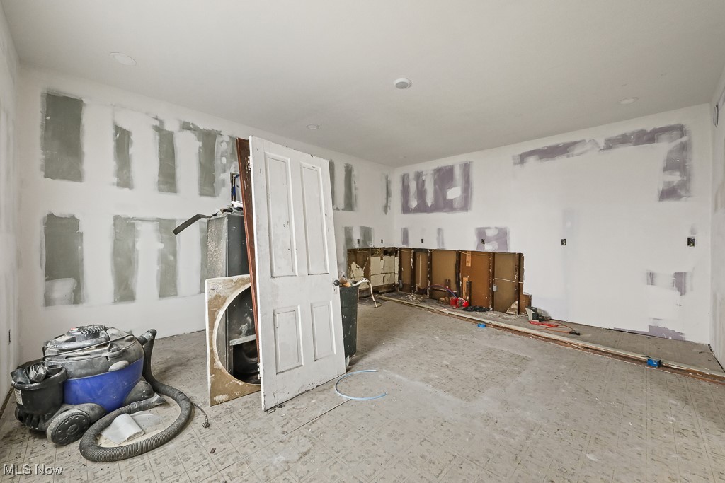 91 Union Avenue SE Minerva OH 44657