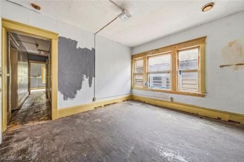 5605 Fleet Avenue Cleveland OH 44105