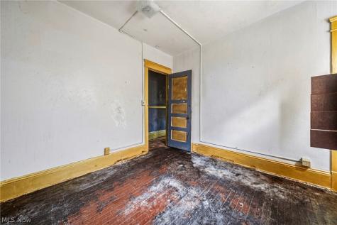 5605 Fleet Avenue Cleveland OH 44105