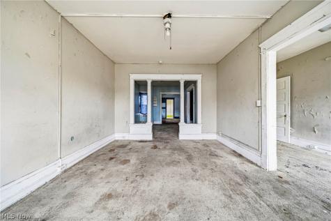 5605 Fleet Avenue Cleveland OH 44105