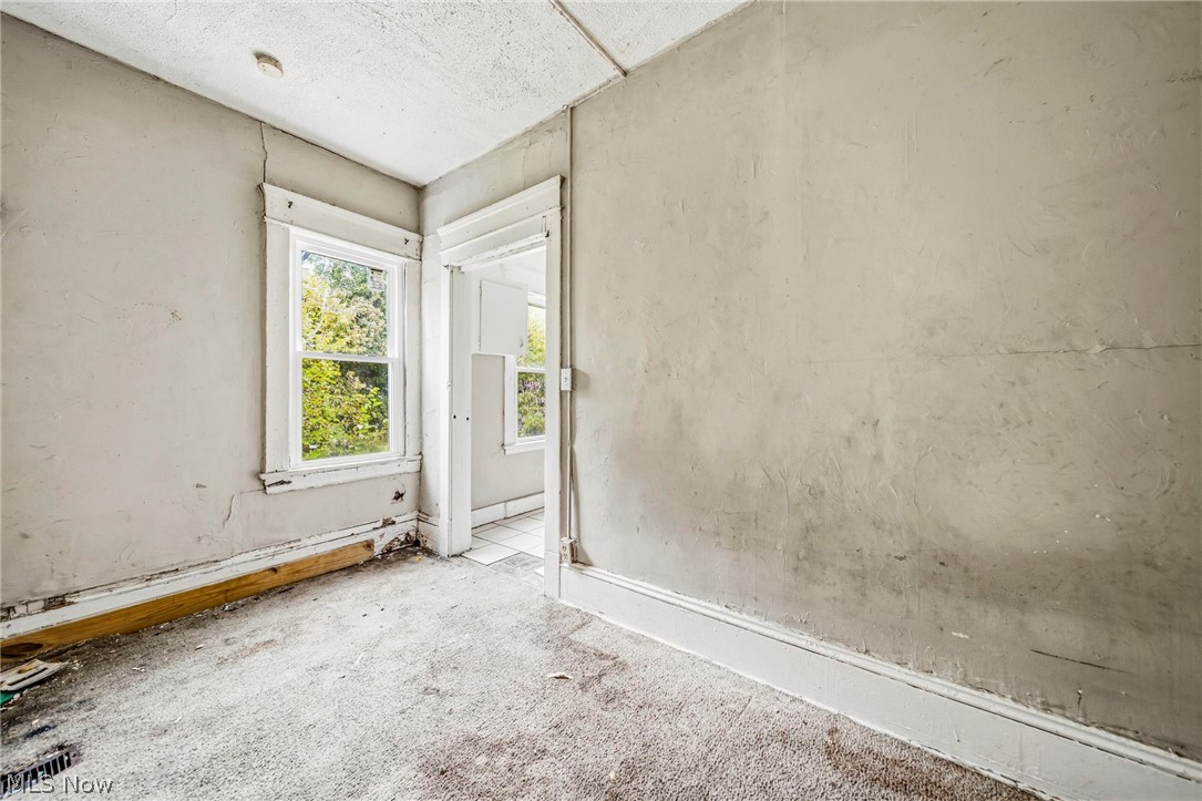 5605 Fleet Avenue Cleveland OH 44105