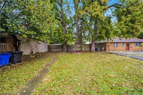 5605 Fleet Avenue Cleveland OH 44105