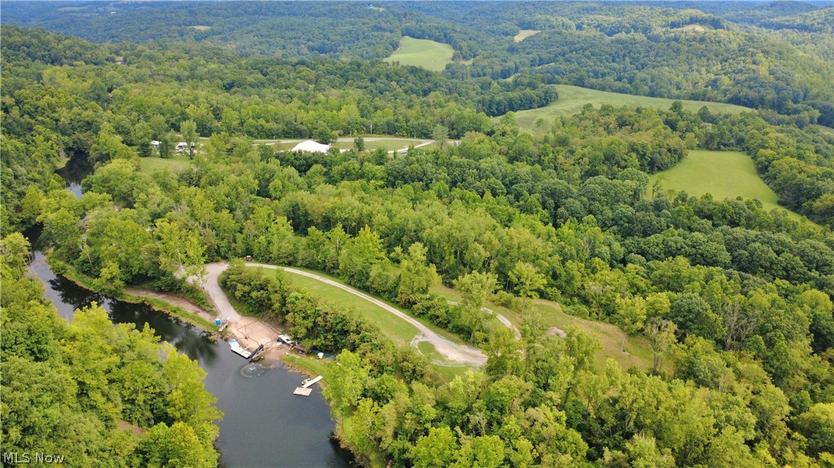 24825 Armstrong Hill Road Lower Salem OH 45745