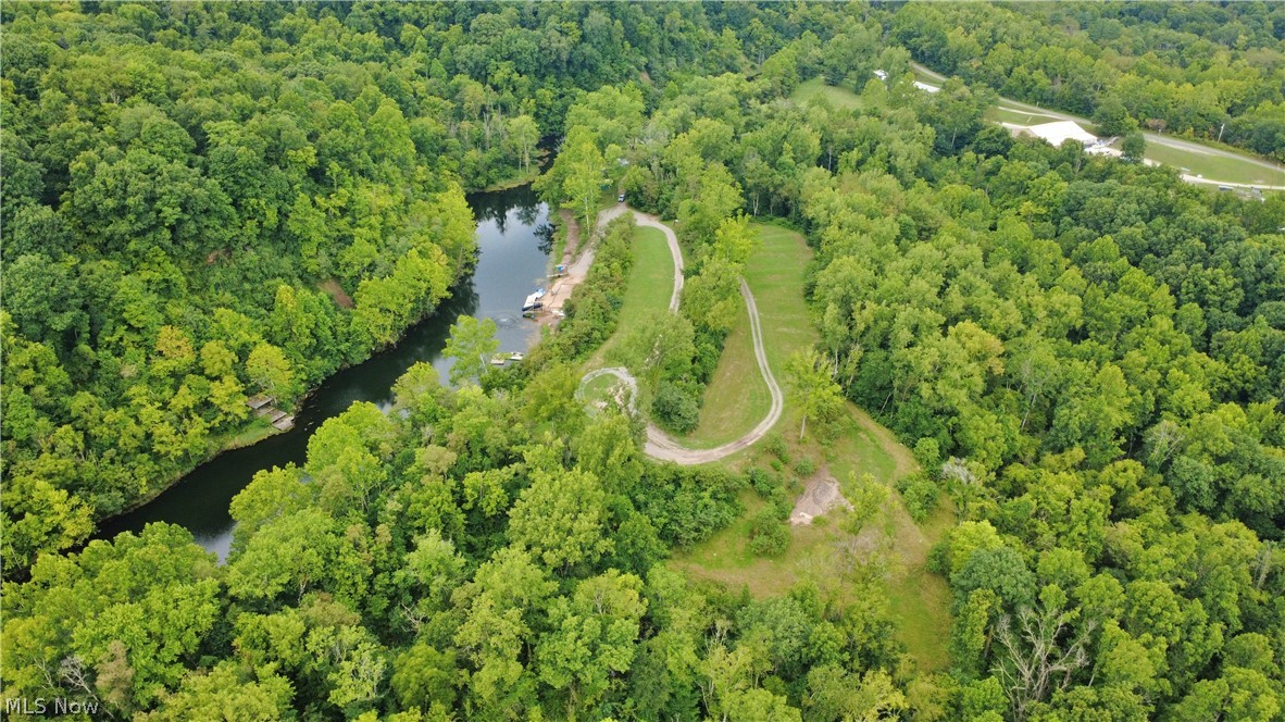24825 Armstrong Hill Road Lower Salem OH 45745