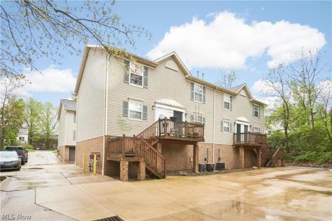 1041 Clyde Avenue Cuyahoga Falls OH 44221