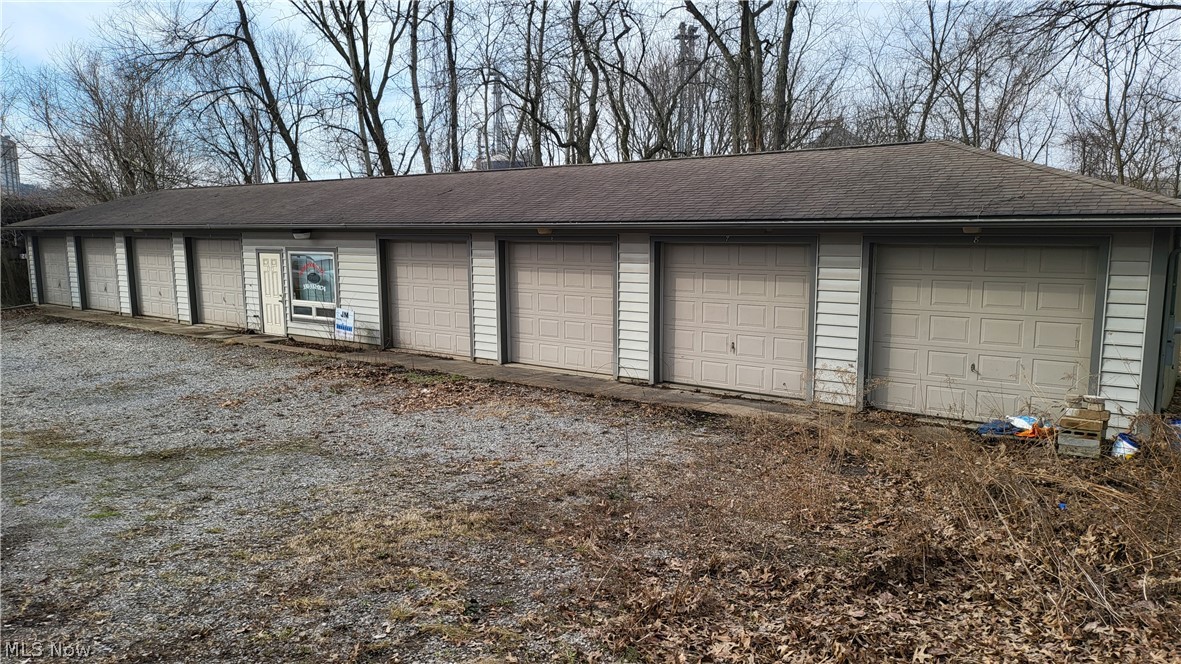 1335 S Lundy Avenue Salem OH 44460