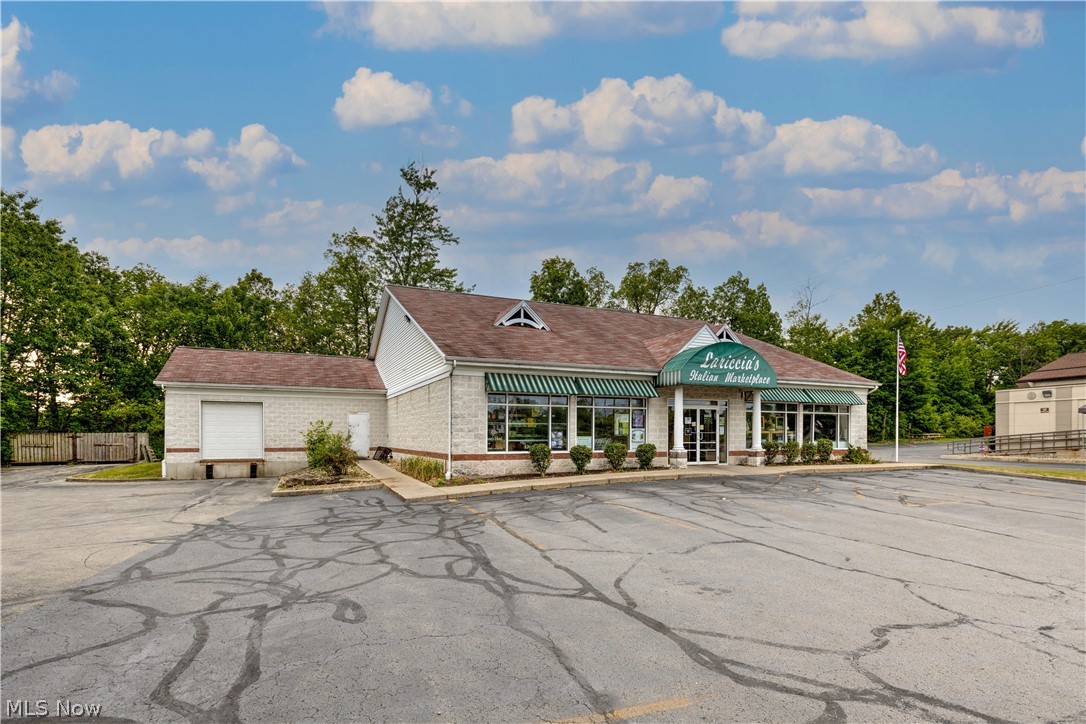 7438 Southern Boulevard Youngstown OH 44512