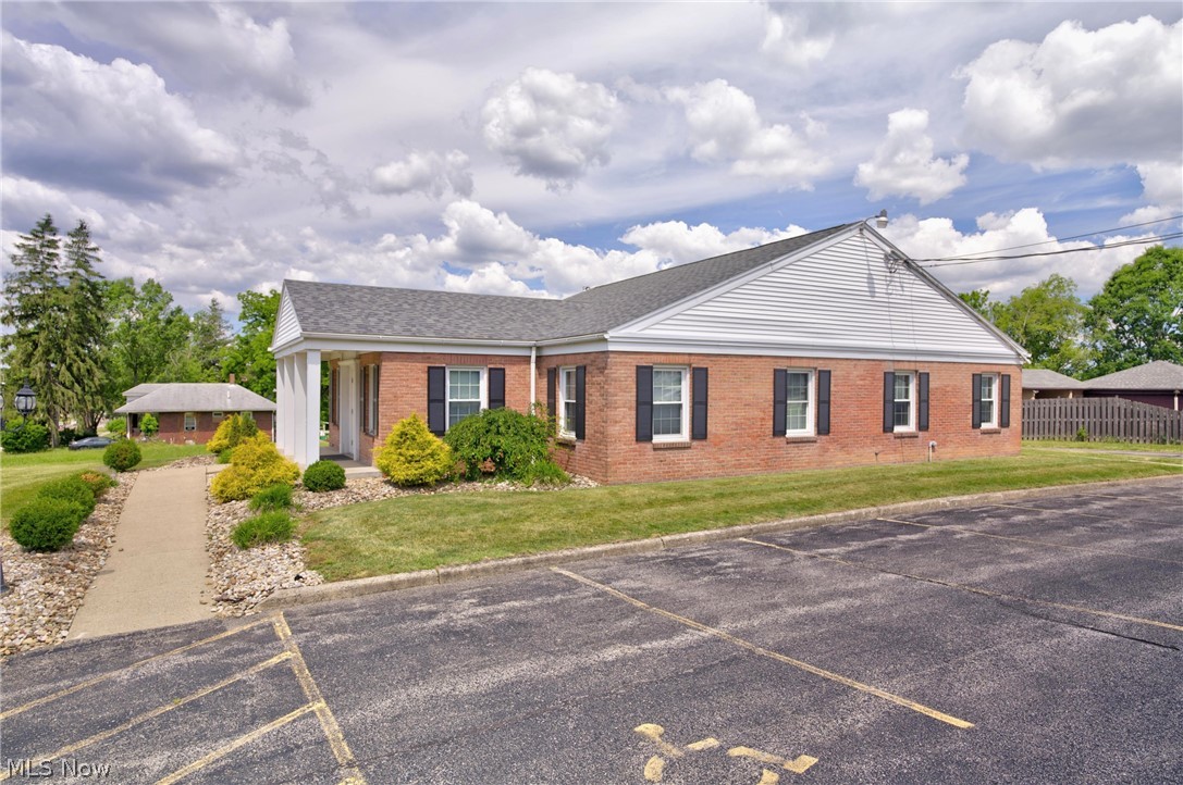 2894 Center Road Poland OH 44514