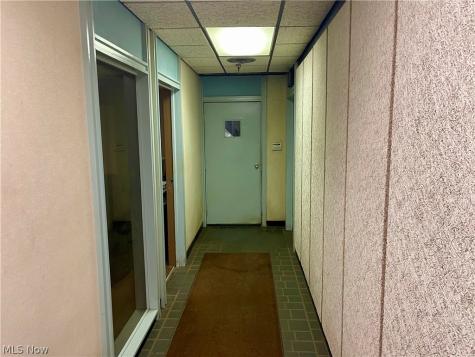 968 E 69th Place Cleveland OH 44103