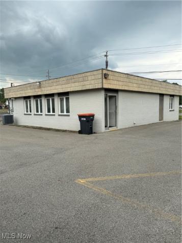 16793 St Clair Avenue East Liverpool OH 43920