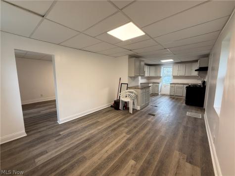 781 Lovers Lane Akron OH 44306