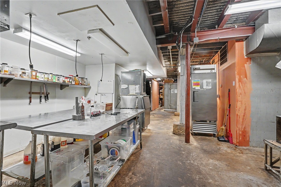 2097 Front Street Cuyahoga Falls OH 44221