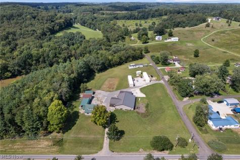 1458 Magnolia Road SW Dellroy OH 44620