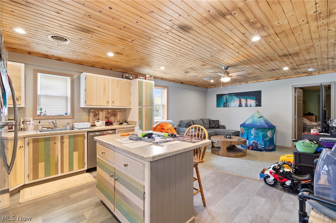1458 Magnolia Road SW Dellroy OH 44620