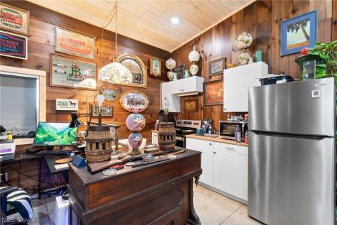 1458 Magnolia Road SW Dellroy OH 44620