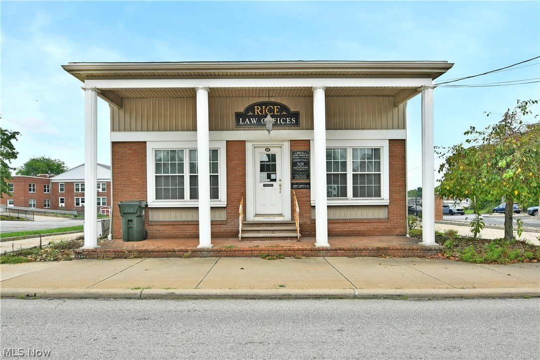 48 W Liberty Street Hubbard OH 44425