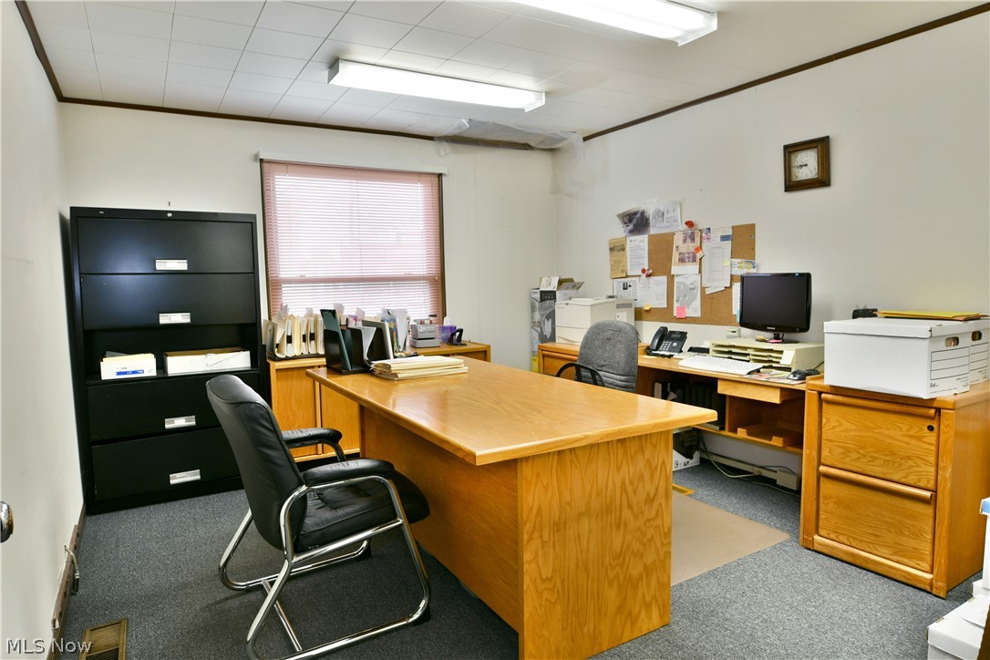 48 W Liberty Street Hubbard OH 44425