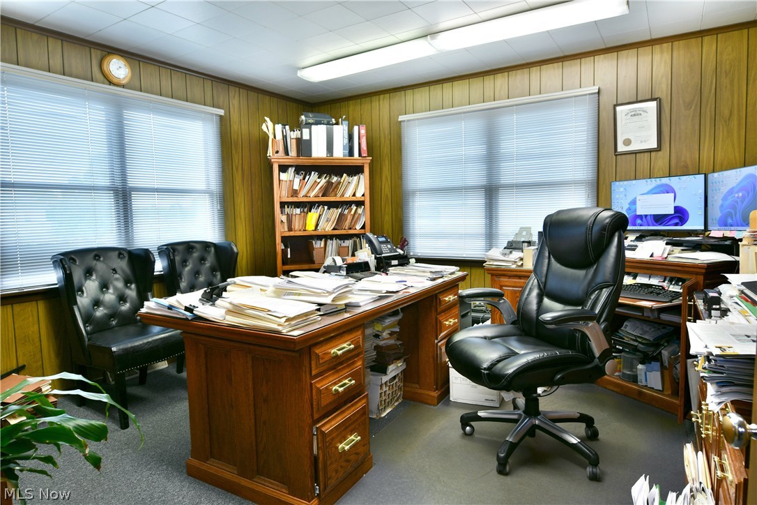 48 W Liberty Street Hubbard OH 44425