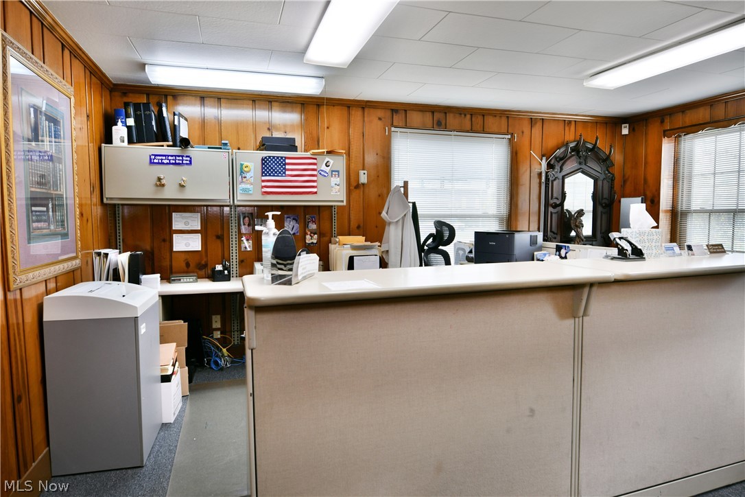 48 W Liberty Street Hubbard OH 44425