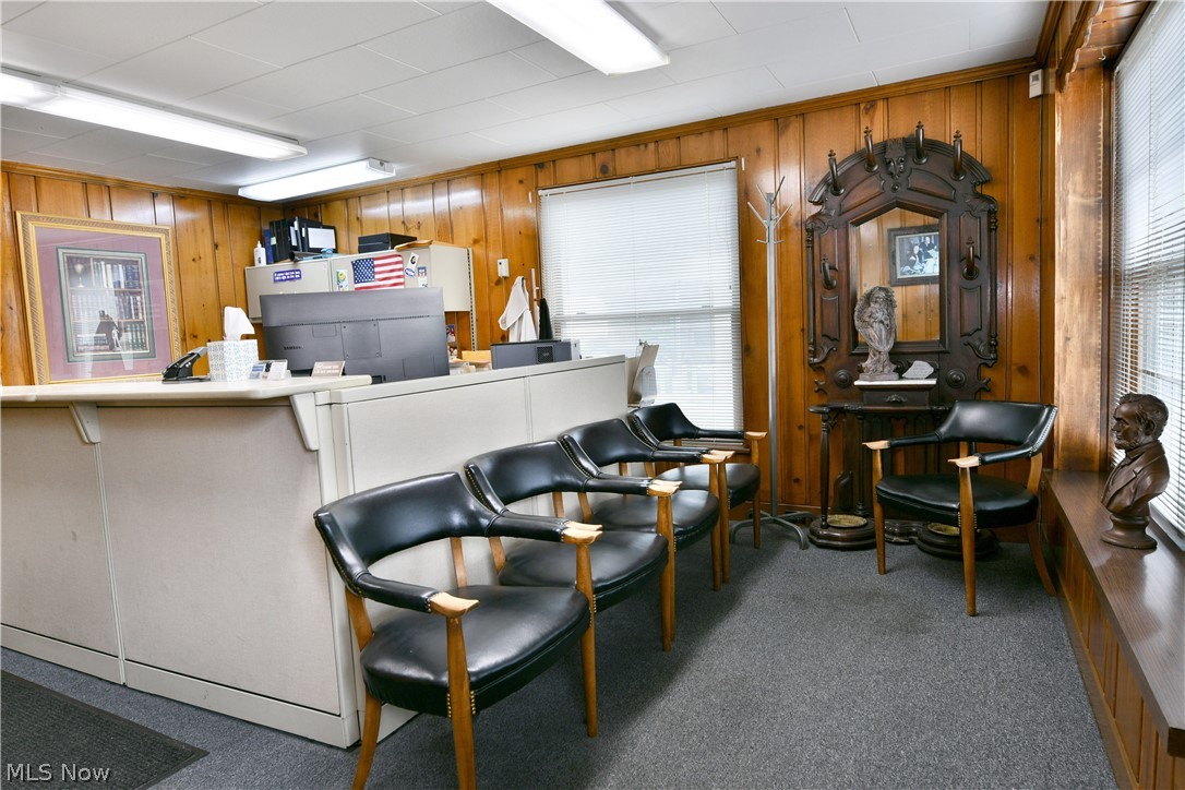 48 W Liberty Street Hubbard OH 44425