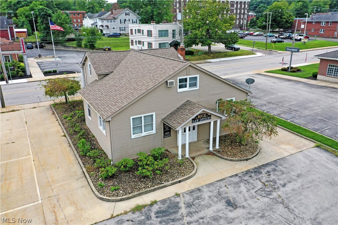 48 W Liberty Street Hubbard OH 44425