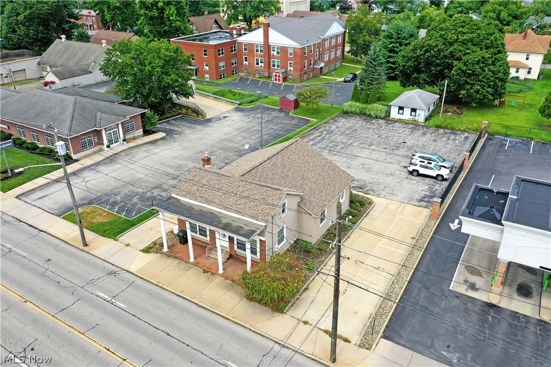 48 W Liberty Street Hubbard OH 44425