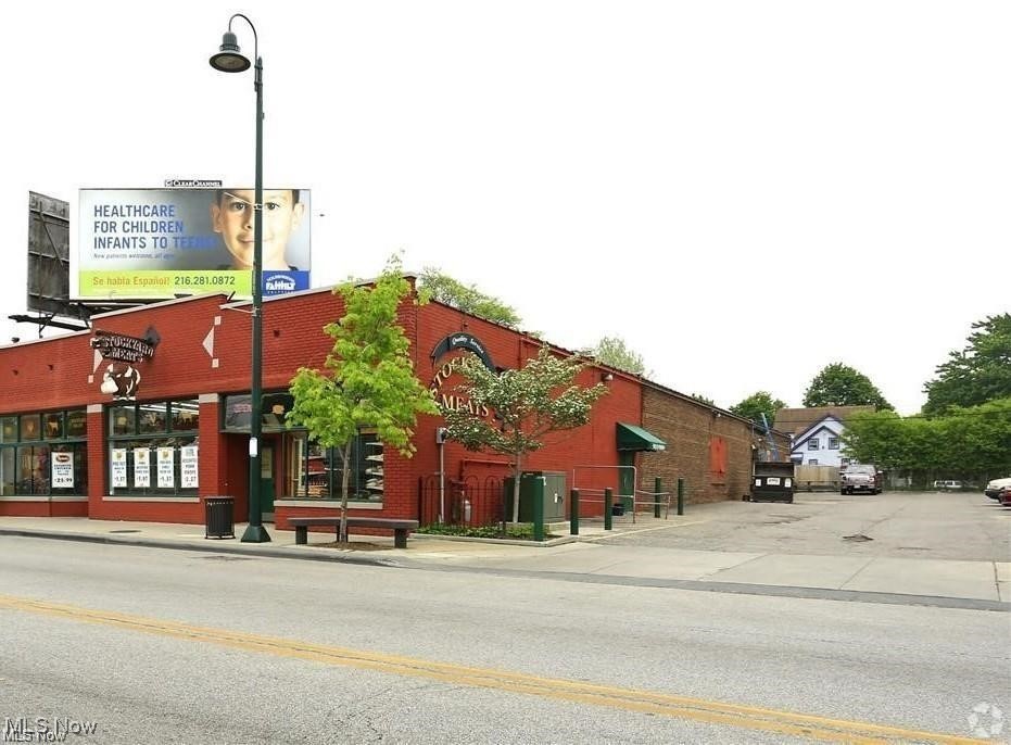 6101 Detroit Avenue Cleveland OH 44102