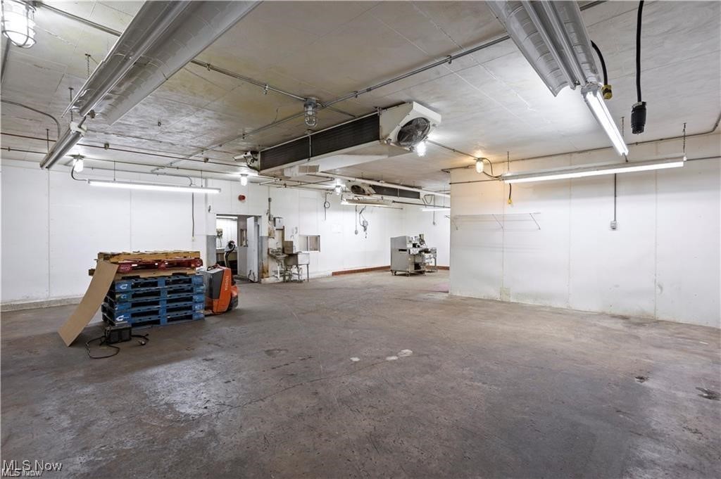 6101 Detroit Avenue Cleveland OH 44102