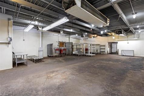 6101 Detroit Avenue Cleveland OH 44102