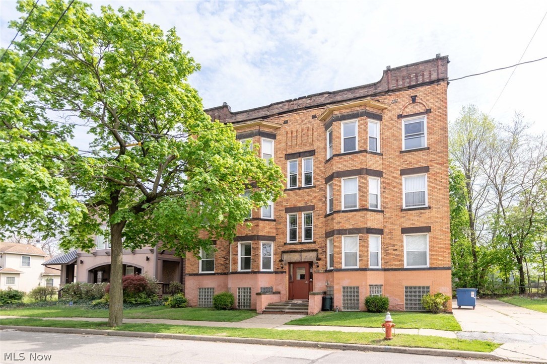 5612 Linwood Avenue Cleveland OH 44103