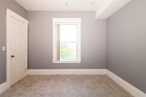 5612 Linwood Avenue Cleveland OH 44103