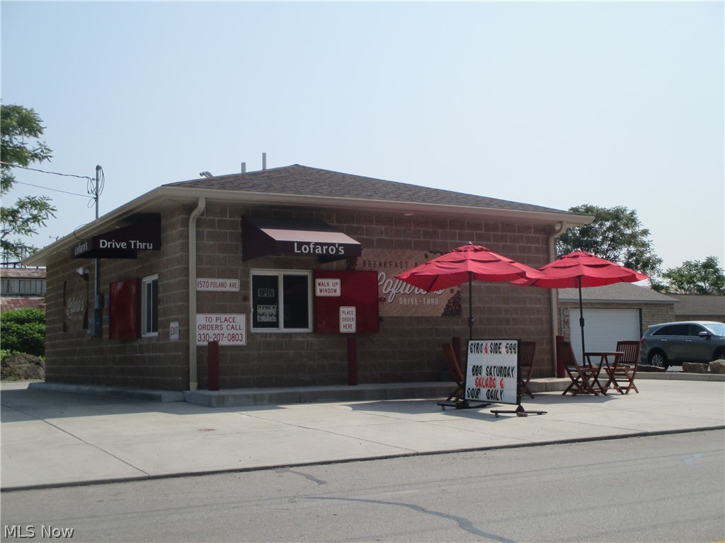 1570 Poland Avenue Youngstown OH 44502
