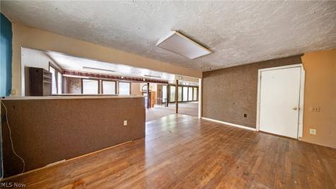 29369 Lorain Road North Olmsted OH 44070