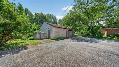 29369 Lorain Road North Olmsted OH 44070
