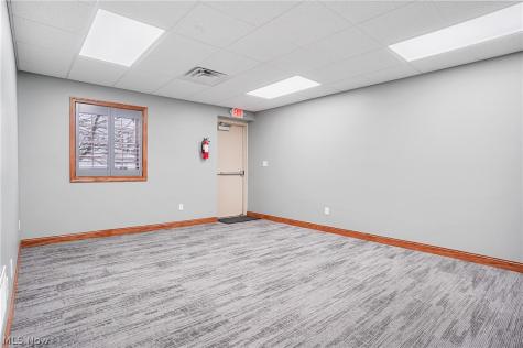 1337 Commerce Drive Stow OH 44224