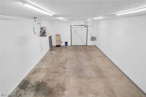 1337 Commerce Drive Stow OH 44224