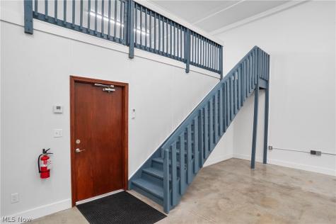 1337 Commerce Drive Stow OH 44224
