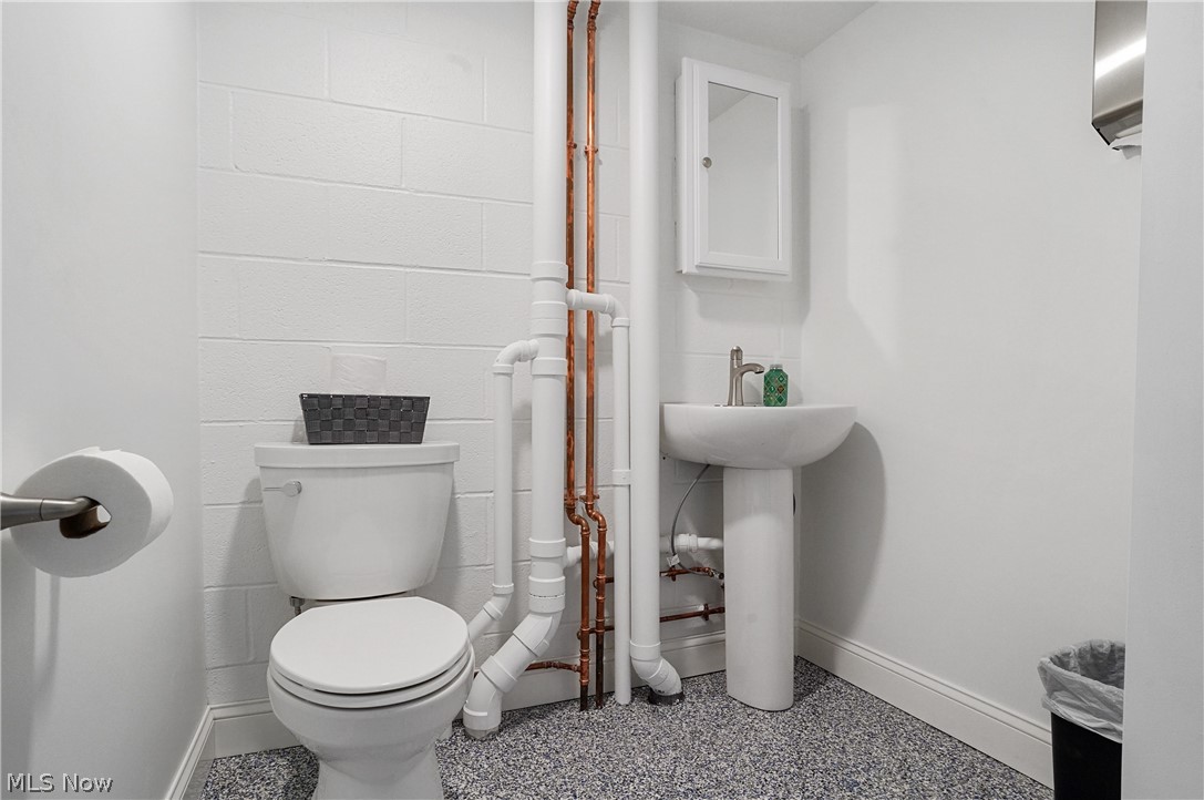 1337 Commerce Drive Stow OH 44224