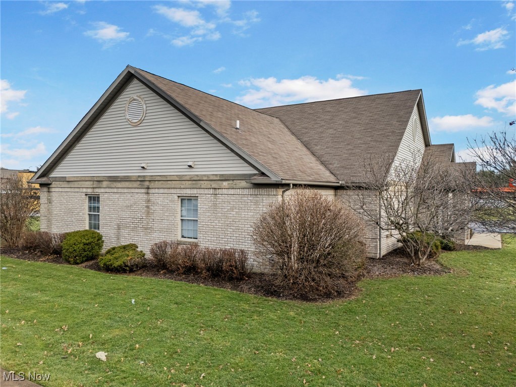 91 5th Street SE Barberton OH 44203